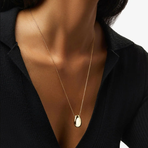 Gold Pendant Necklace