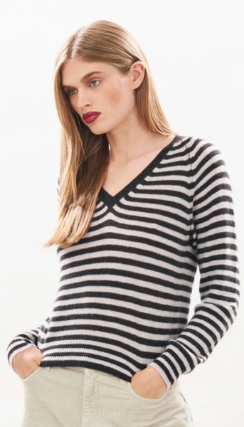 Crop Stripe Vee