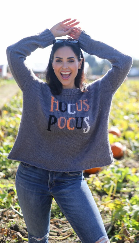 Hocus Pocus Cropped Boyfriend