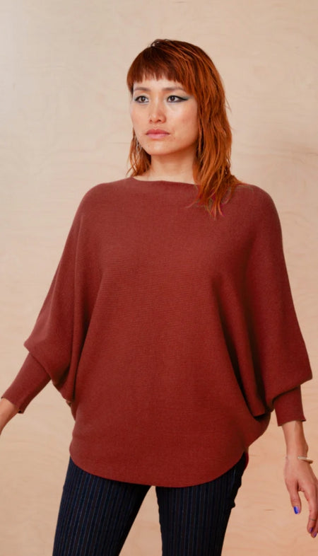 Slvless Boat Neck Rib Knit Top